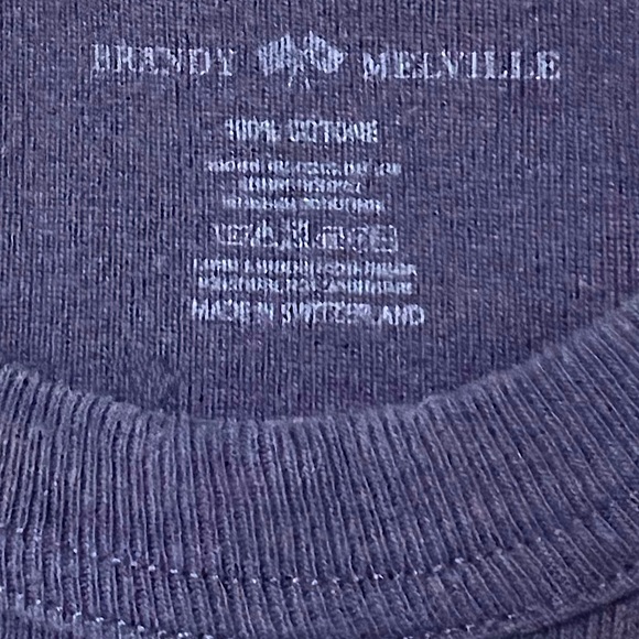 Brandy Melville La Tee - Picture 2 of 3